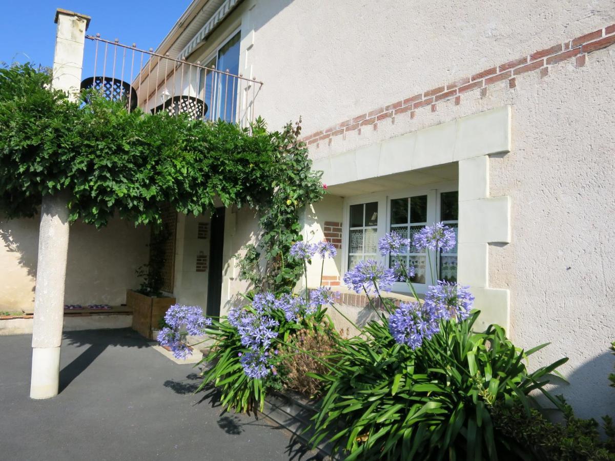 Les Bienfaits D'Harmonium Bed & Breakfast La Chapelle-Gaudin Exterior foto